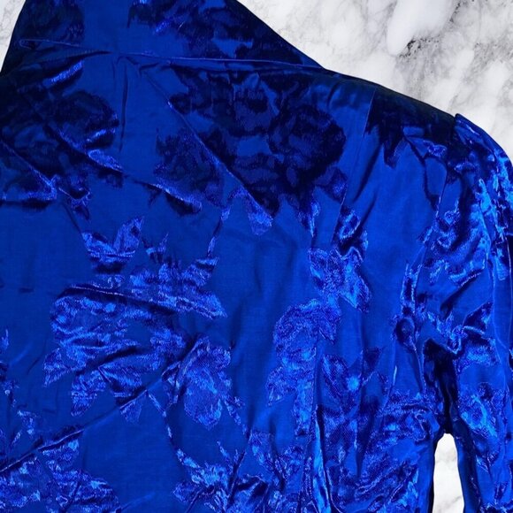 MAJORELLE Tiffany Blazer Top - Cobalt Blue - Picture 11 of 12